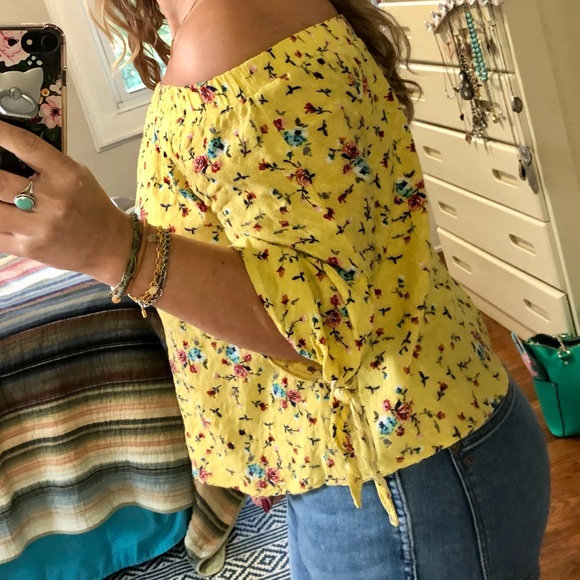 Papermoon SP Yellow Off the Shoulder Top Small Petite copy - Picture 13 of 14